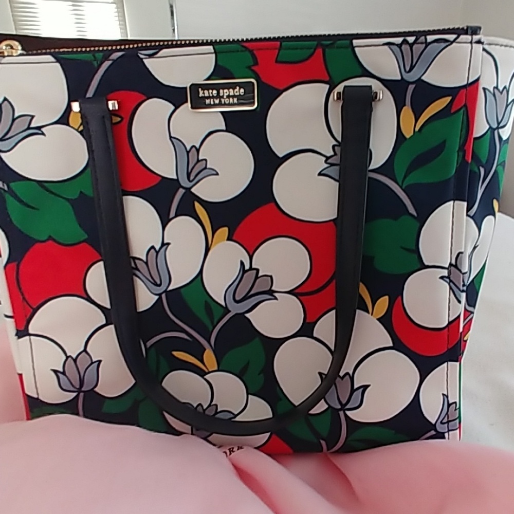 Dawn breezy floral medium satchel